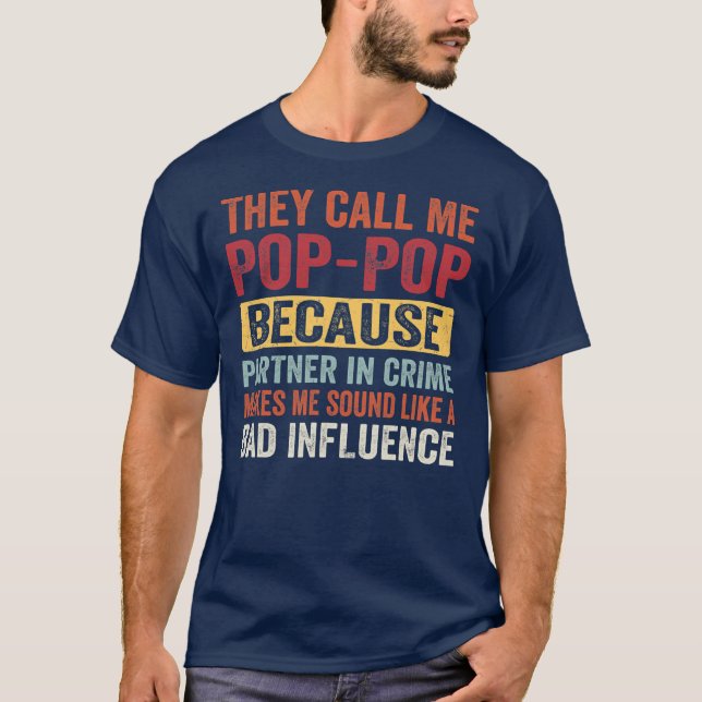 Camiseta Parceiro pop Pop no Crime Soa Influência Mal (Frente)