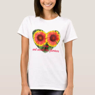 Camiseta Pare & cheire as flores
