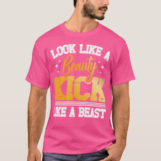 Camiseta Parece Uma Bela Gata Como Uma Besta De Karate