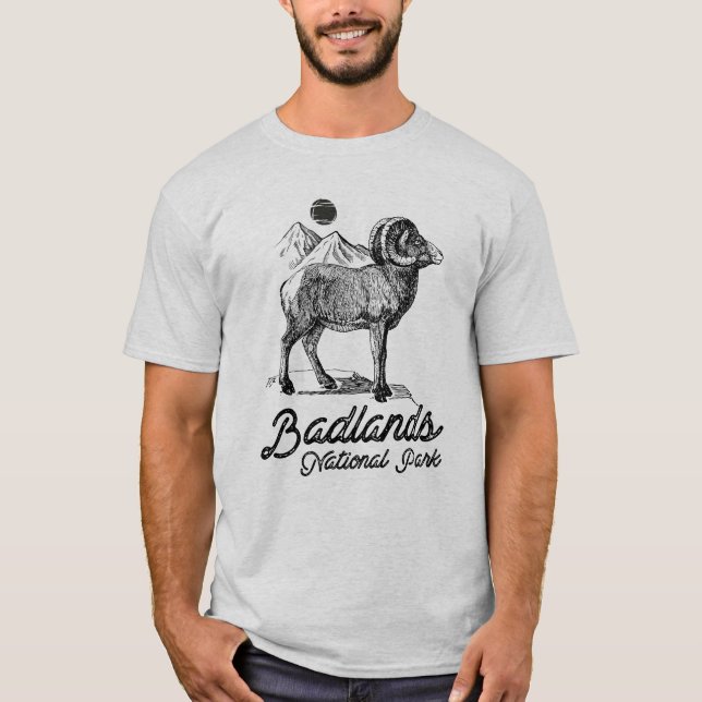 Camiseta Parque Nacional das Badlands com Carneiro Bighorn (Frente)