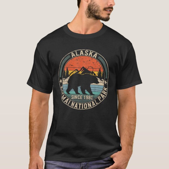 Camiseta Parque Nacional do Alaska Katmai - Retro Bear Souv (Frente)