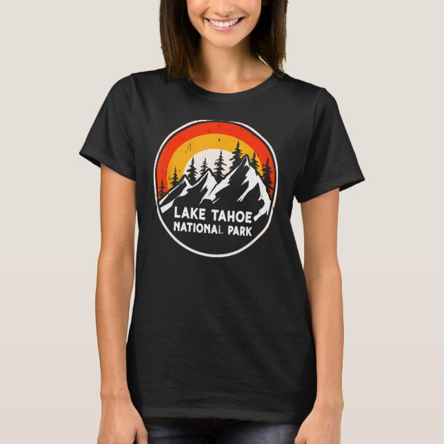 Camiseta Parque Nacional do Lago Tahoe Árvores de Montanha  (Frente)