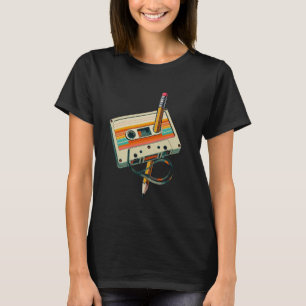 Camiseta Parte da Nostalgia da Fita Cassete de Lápis Antigo