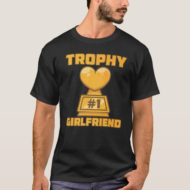 Camiseta Participação no Prêmio de diversão Trophy Namorada (Frente)