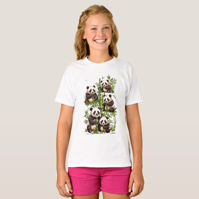 Camiseta Partido Panda: Design de Banquete de Bambu, (Frente Completa)