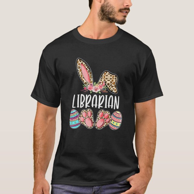 Camiseta Páscoa Bibliotecária Leopard Bunny Egg Cute Family (Frente)