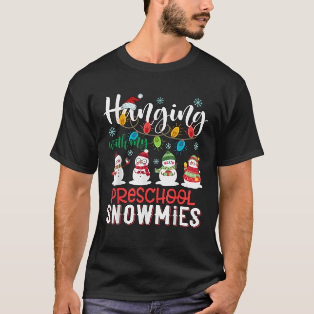 Camiseta Passando Com A Minha Pré-Escola Ensinar O Natal (Frente)
