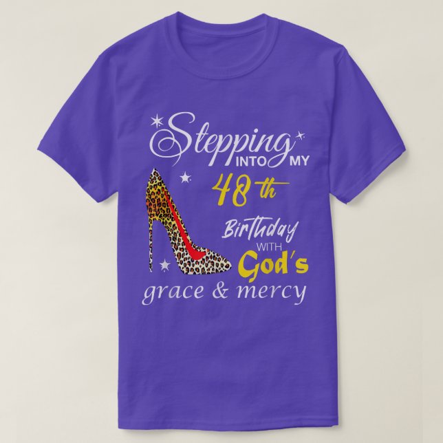Camiseta Passando Para O Meu 48º Aniversário Com Deuses Gra (Frente do Design)