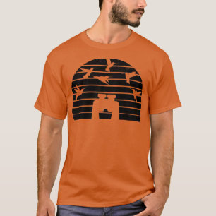 Camiseta Pássaro assistindo à vindima assistindo à criação