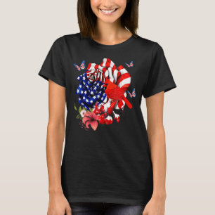 Camiseta Pássaro Cardeal Orgulhoso E Bandeira Rosa-American