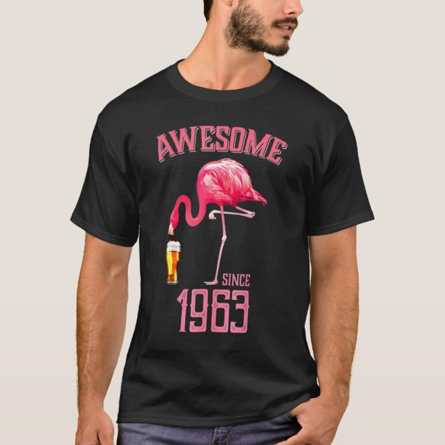 Camiseta Pássaro Flamingo Rosa Fantástico desde 1963 55º An (Frente)