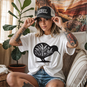 Camiseta Pássaro Kiwi com Plantas Nativas