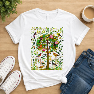 Camiseta Pássaros Coloridos em uma Árvore Florida