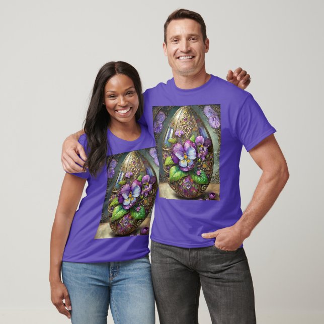 Camiseta Pássaros Sanguinados Violetas Flores Selvagens Ovo (Unissex)