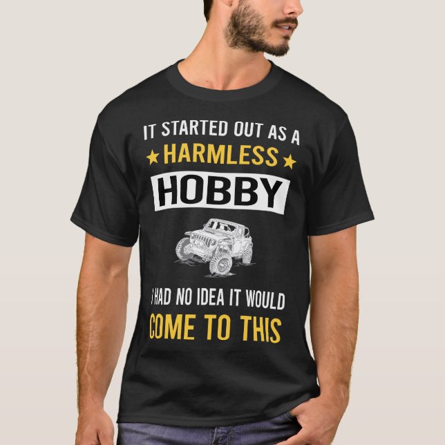 Camiseta Passatempo Inofensivo Atolamento de Lama Atolando  (Frente)