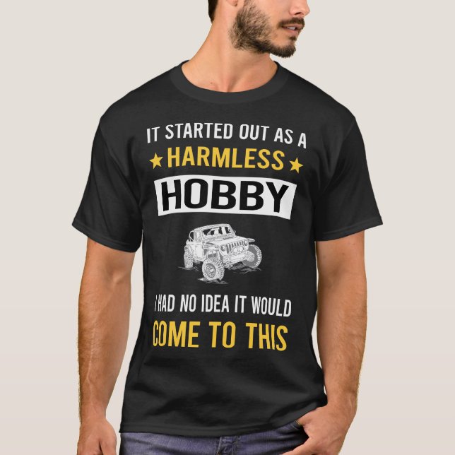 Camiseta Passatempo Inofensivo Atolamento em Lama Atolament (Frente)