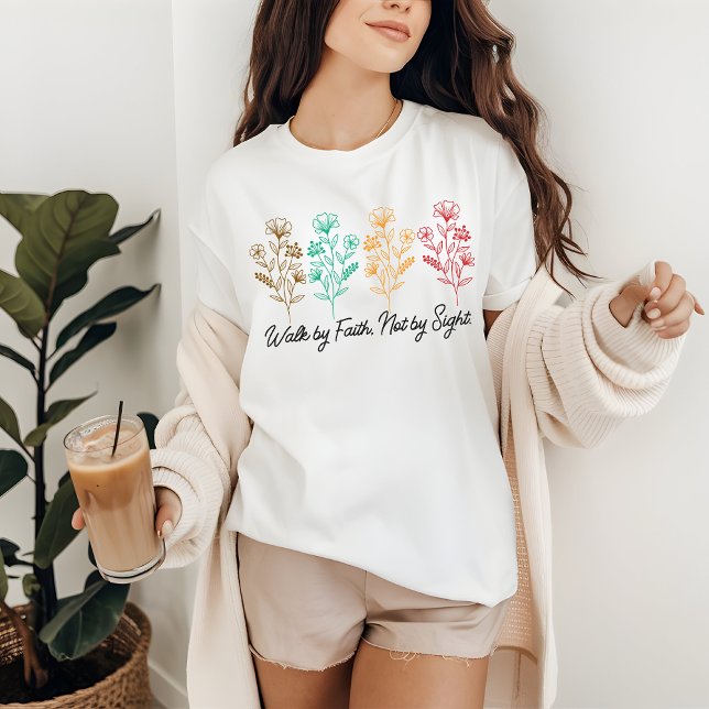Camiseta Passear por Faith Floral T-Shirt, Presente de Dia  (floral shirt, faith shirt, christian shirt, inspirational shirt, birthday gift, mother's day gift, )