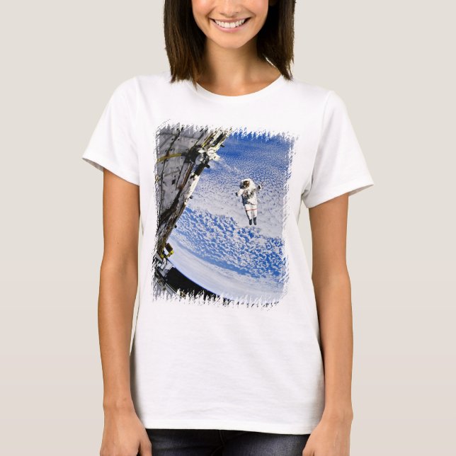 Camiseta Passeio Espacial de Astronauta (Frente)