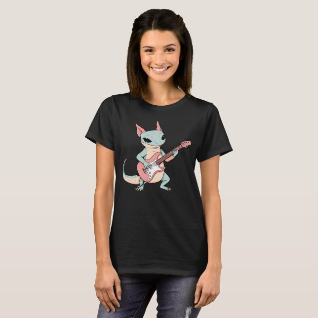 Camiseta Pastel Punk Rock Axolotl Guitar Player Soft Grunge (Frente Completa)