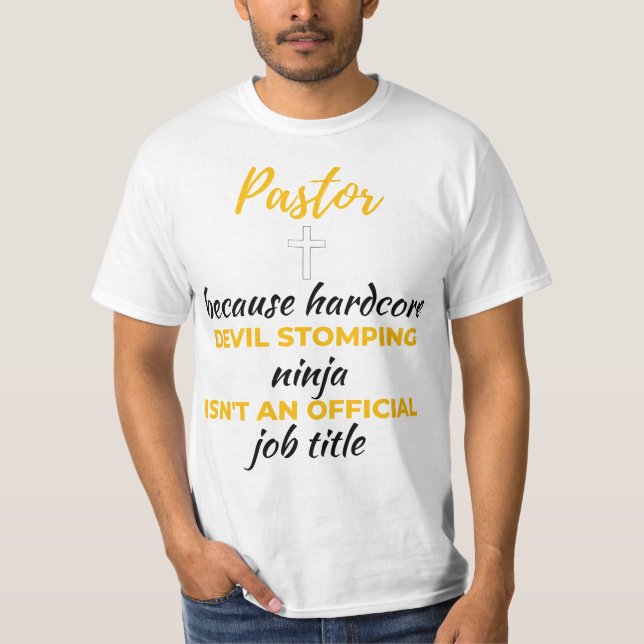 Camiseta Pastor Porque o Demônio Grave Ninja Ninja Bl (Frente)