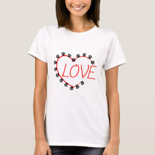 Camiseta Patas Cães Amor Coração Vermelho