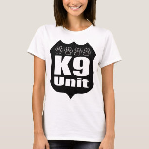 Camiseta Patas do cão do crachá do preto da unidade da