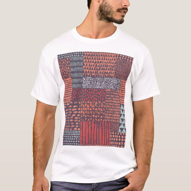 Camiseta Patchwork boêmia: design sem costura desenhada à m (Frente)