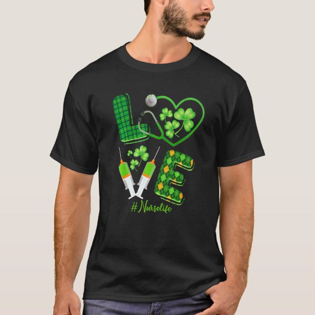 Camiseta Patrick S Nurse Life Irish Shamrocks Fofo (Frente)