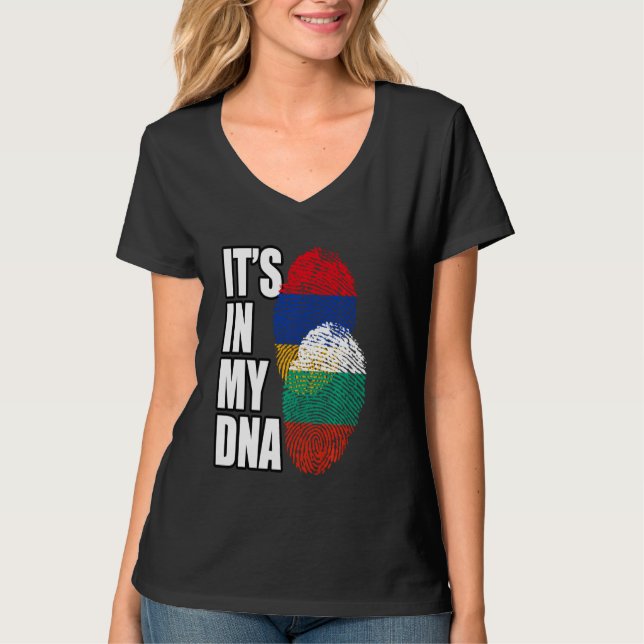 Camiseta Patrimônio Da Bandeira Do Dna Mix E Da Bulgária (Frente)