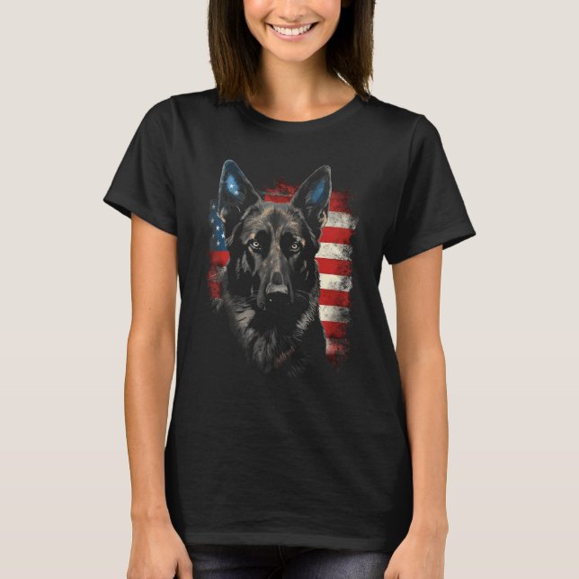 Camiseta Patriotic Black German Shepherd American Flag Dog  (Frente)