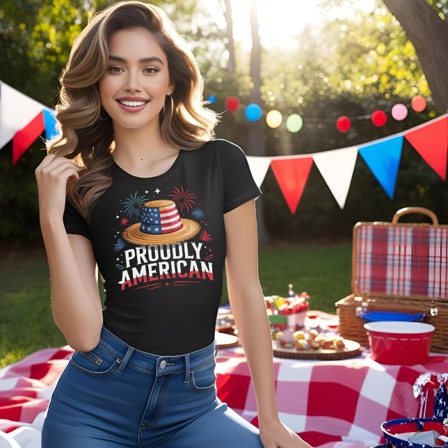Camiseta Patriótica de 4 de julho - Orgulhosamente American (Criador carregado)