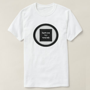Camiseta Pavilha quadrada numa t-shirt redonda por dalDesig