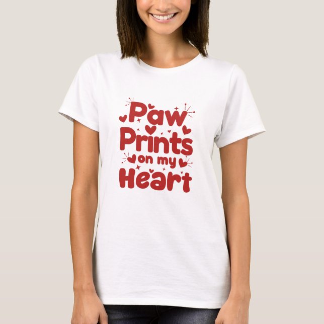 Camiseta Paw Prints on My Heart Cute Dog Lover Design (Frente)