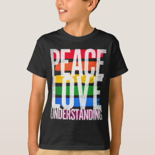 Camiseta Paz, Amor e Compreensão