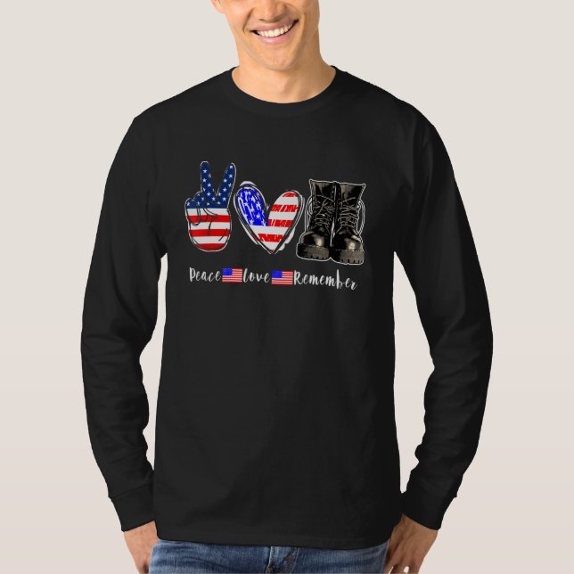 Camiseta Paz Amor Lembre Combate Boots Usa Flag Veteran (Frente)
