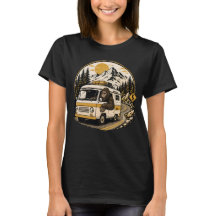 Pé Grande Dirigindo Camper Van Viagem de Carro Ant