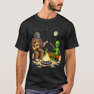 Camiseta Pé Grande e Acampamento Alien