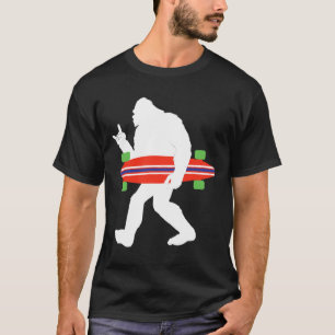 Camiseta Pé Grande Engraçado Com Skatista De Longboard