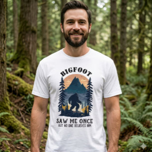 Camiseta Pé Grande Engraçado Me Viu Uma Vez, Mas Ninguém Ac