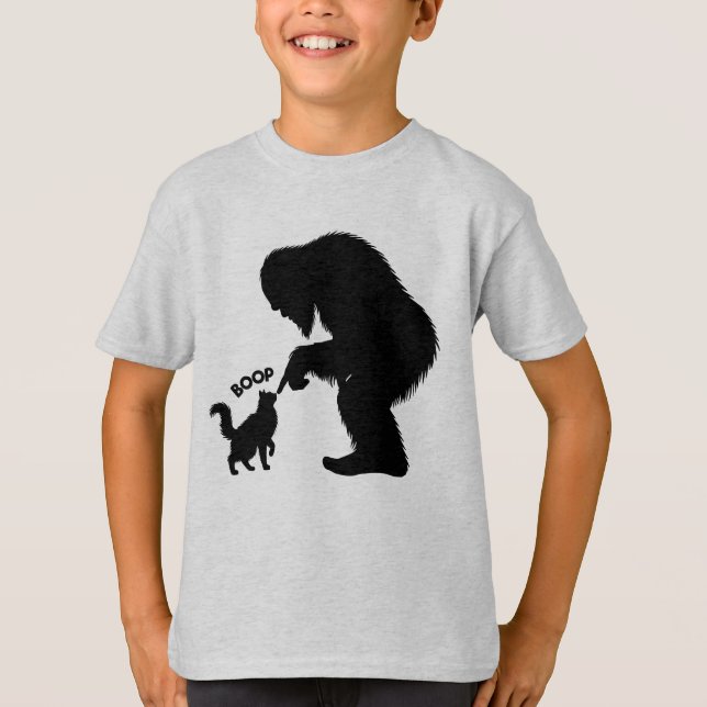 Camiseta Pé Grande Gatinho Brincalhão de Cabelos Longos Boo (Frente)