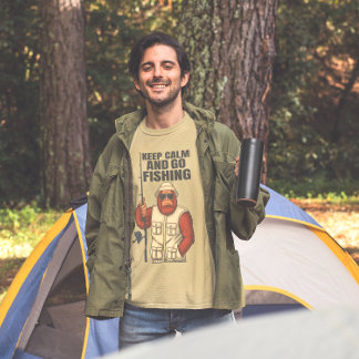 Camiseta Pé Grande Mantém Calma E Vai Pescar Sasquatch Engr