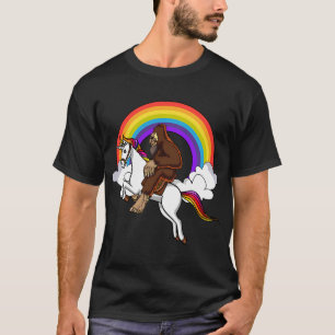 Camiseta Pé Grande montando unicórnio