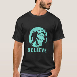 Camiseta Pé Grande Na Lua Acredita
