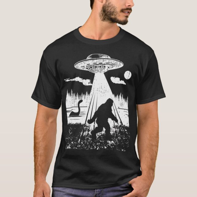 Camiseta Pé Grande, Pé Grande, Ufo Abdução Engraçado Sasqua (Frente)