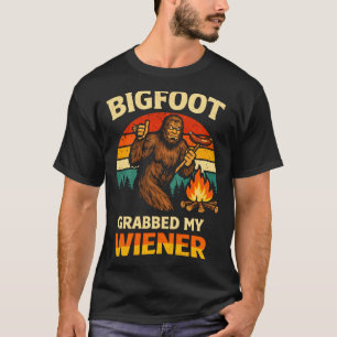 Camiseta Pé Grande Pegou Meu Cachorrinho Engraçado Acampame