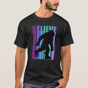 Camiseta Pé-Grande Retro Acredite Em Yeti Púrpura Des Gr