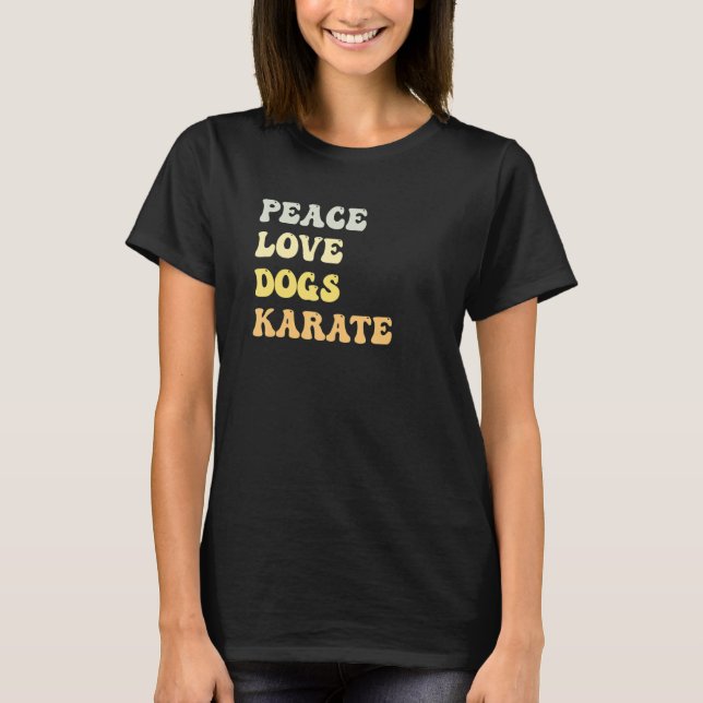 Camiseta Peace Love Dogs Karate  Retro (Frente)