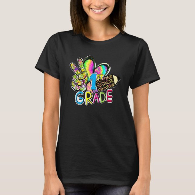 Camiseta Peace Love First Grade Grade Teacher Team 1st Grad (Frente)