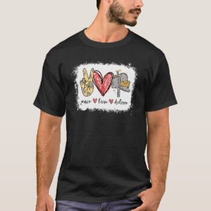 Camiseta Peace Love Oferece Corretor Postal