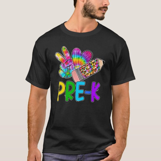 Camiseta Peace Love Pre K Tie Dye Leopard Pencil Primeiro D (Frente)